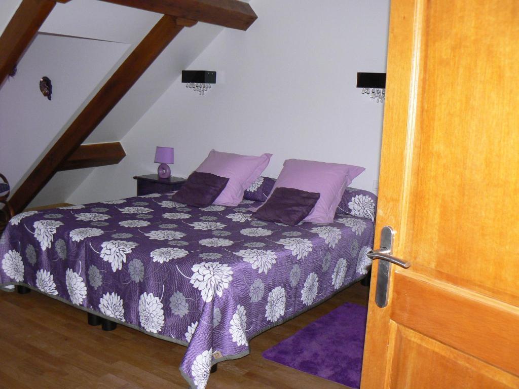 Le Manoir Des Chapelles Bed and Breakfast Venoy Værelse billede